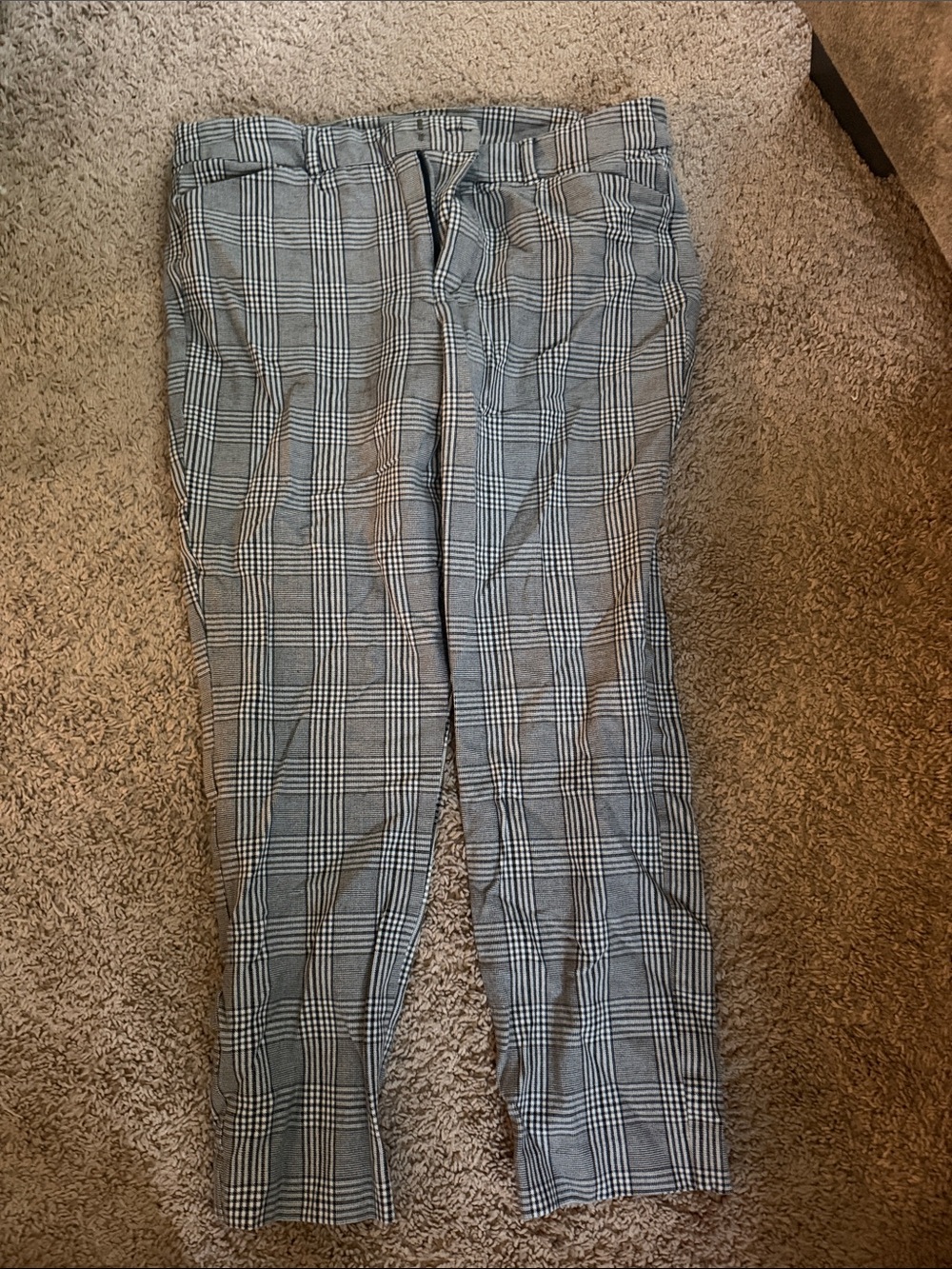 Old Navy Black and White Plaid Skinny Pants